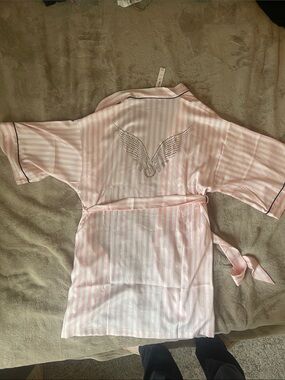 Victoria's Secret fashion show angel wings robe NWT